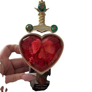 NWT Bath & Body Works Red Heart with Gold Dagger Decor